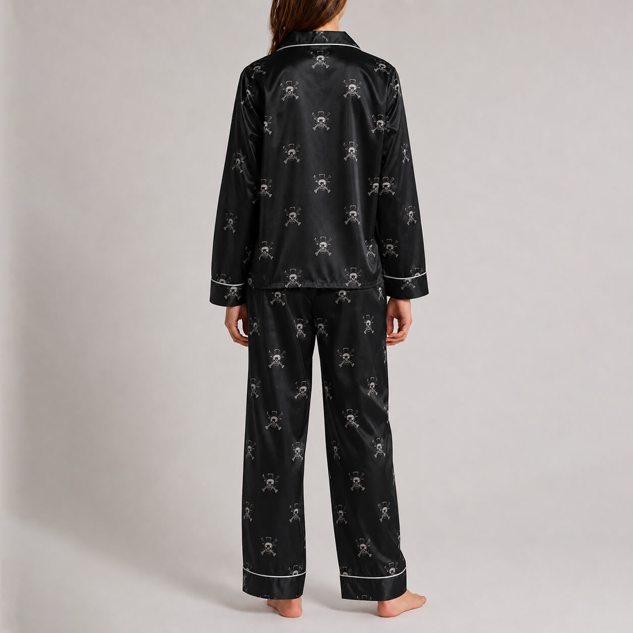 One Piece Women's Black Satin Pajama Set– Jolly Roger Print Long Sleeve Loungewear