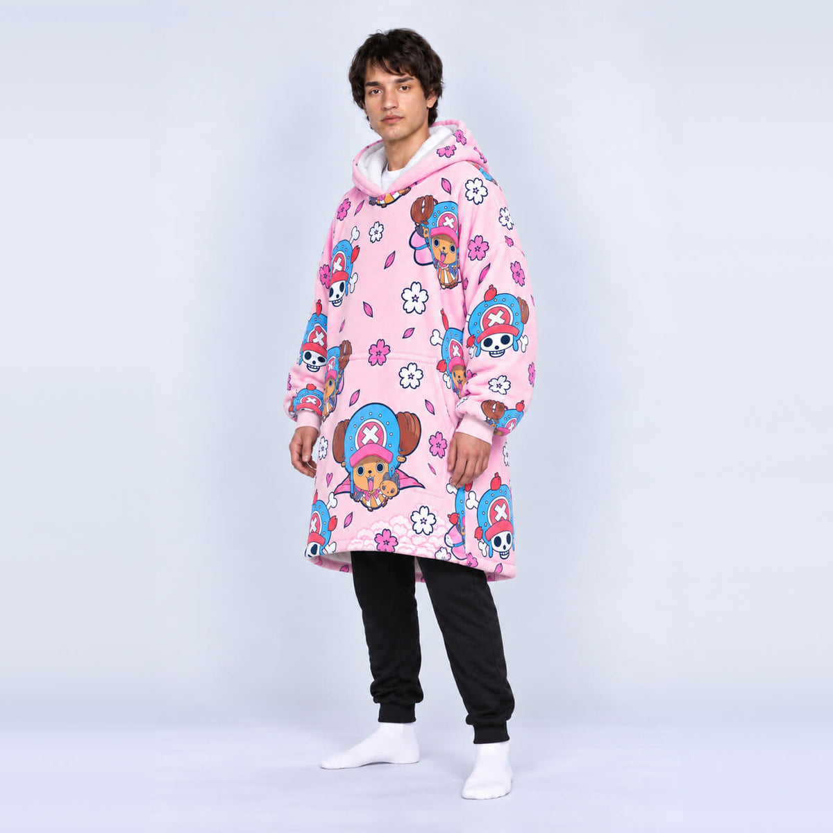 Front view of Tony Tony Chopper One Piece pink blanket hoodie