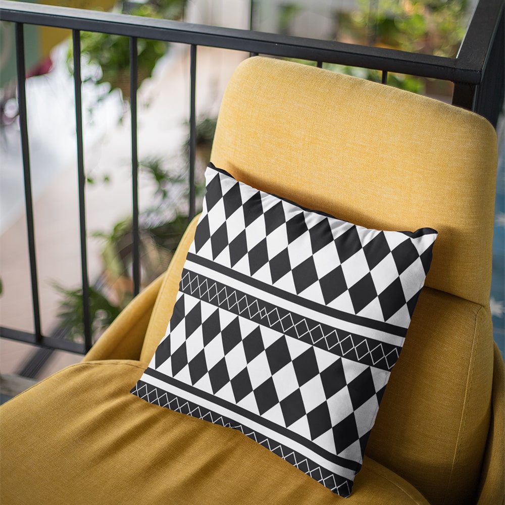 Yakuza Ryuguji Pattern Revengers Throw Pillow